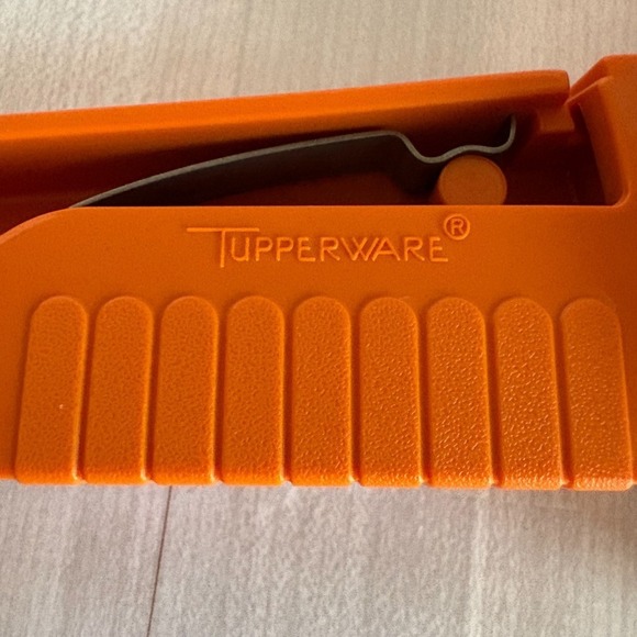 🧡 Vintage Tupperware Sift-It Paddle Hand-Held Sifter Harvest Orange USA EUC - Picture 4 of 7